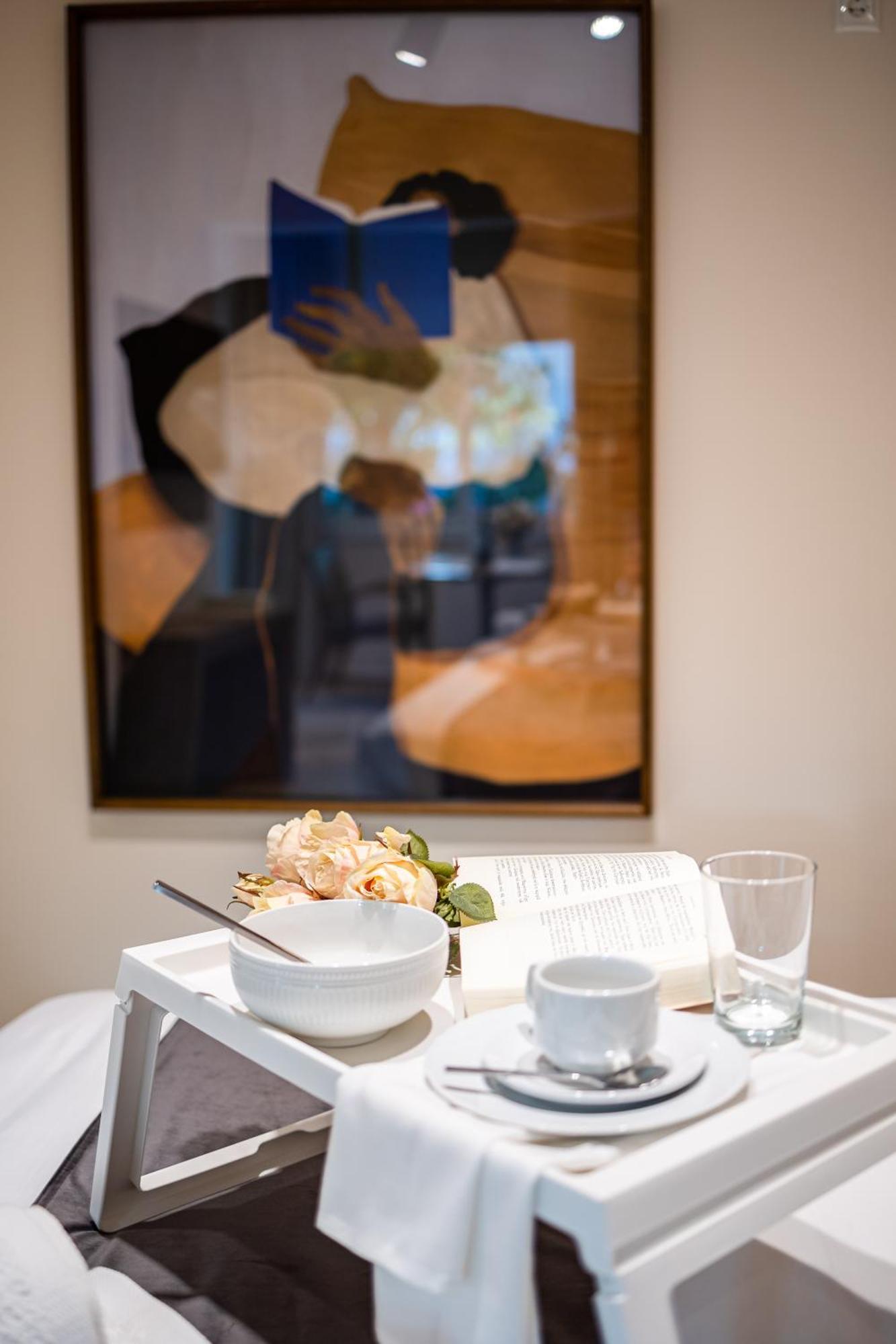 Villy'S Comfort Zone Apartments 칼라마타 외부 사진